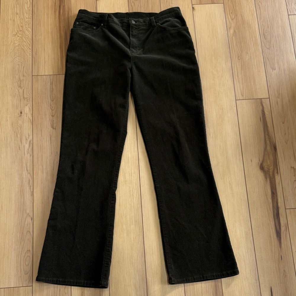 Jones NY Signature Forest Green Corduroy Pants